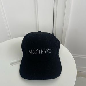 Arcteryx Wool Ball Cap Black